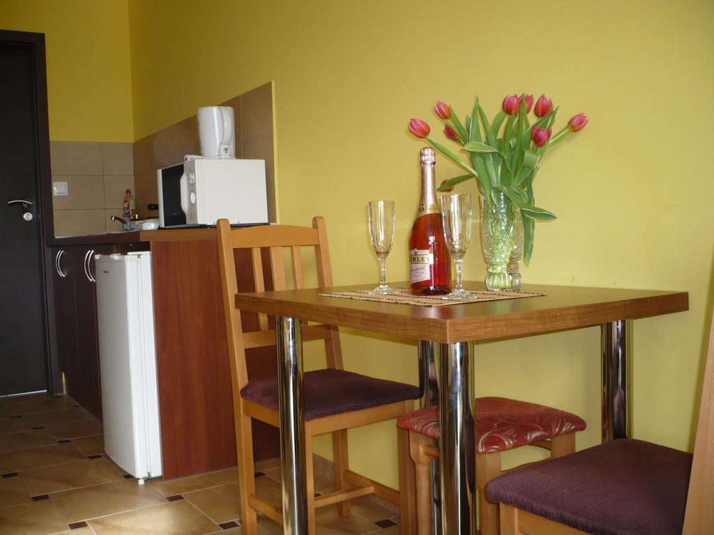 Adrienn Apartman Sárvár Extérieur photo